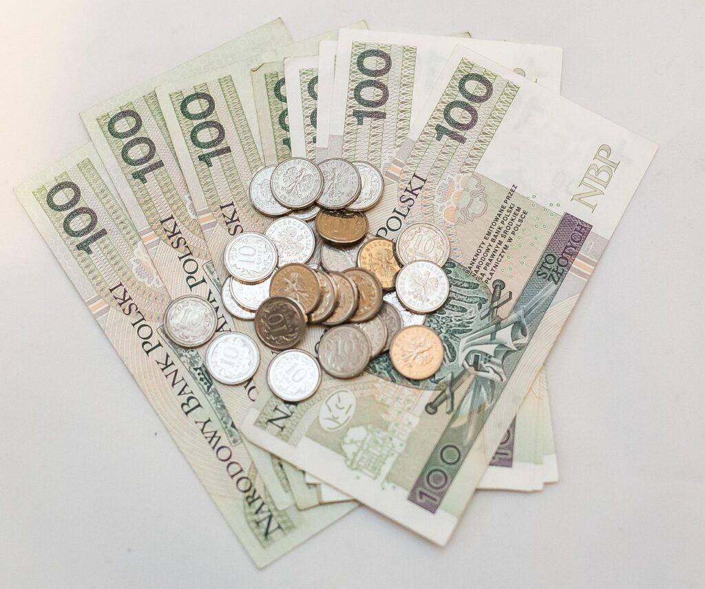 Pieniądze, granty w Warszwawie
