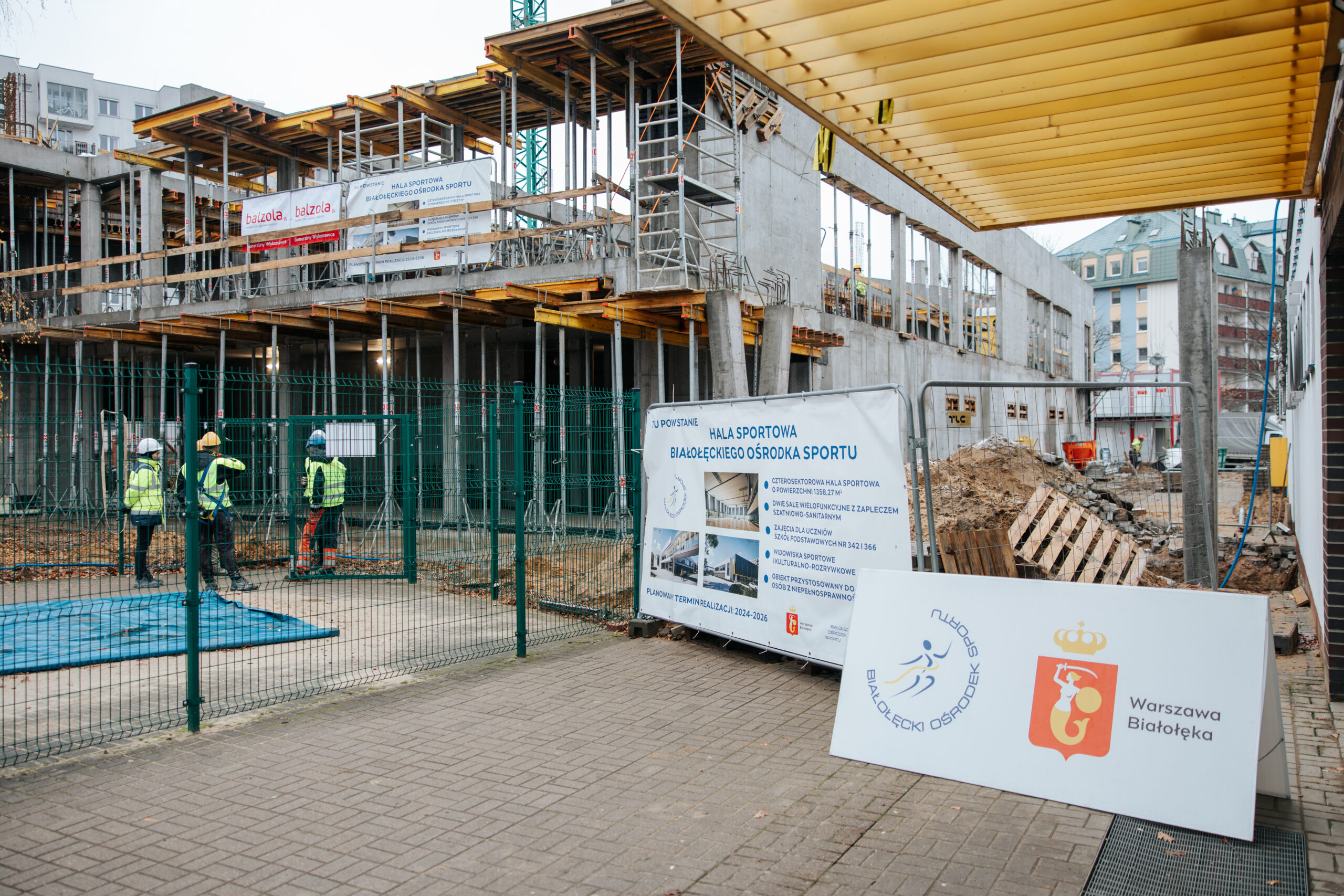 Białołęcki ośrodek Sportu zdjęcia z budowy i twarcia