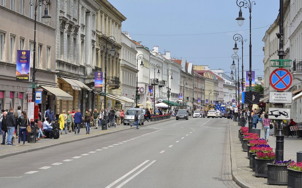 Śródmieście (Warszawa) – Ulica Nowy Świat w Warszawie 2015