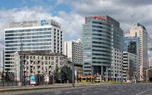 Wola (Warszawa) – Rondo ONZ w Warszawie 2020a